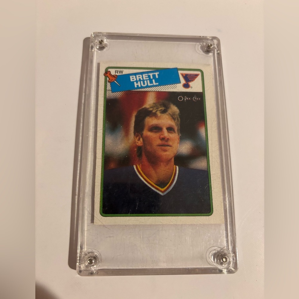 Brett Hull Rookie Card